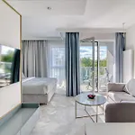 Premium N11 - Destigo Apart-hotel 4*