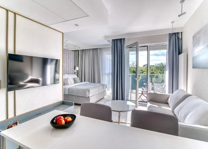 Premium N11 - Destigo Апарт-отель 4*